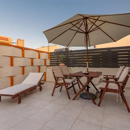 Eleni Luxury Maisonette With Jacuzzi Ferienhaus *